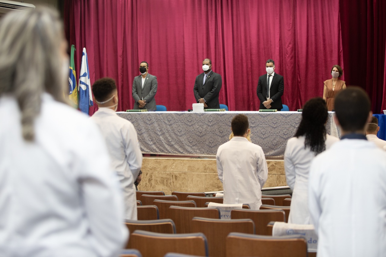 Cerimônia de formatura foi realizada no auditório da Reitoria no campus de São Cristovão